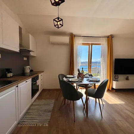 Marijana & Iva Apartamento Jadranovo