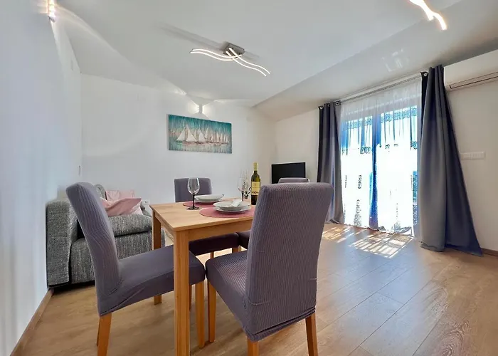 Marijana & Iva Apartamento Jadranovo